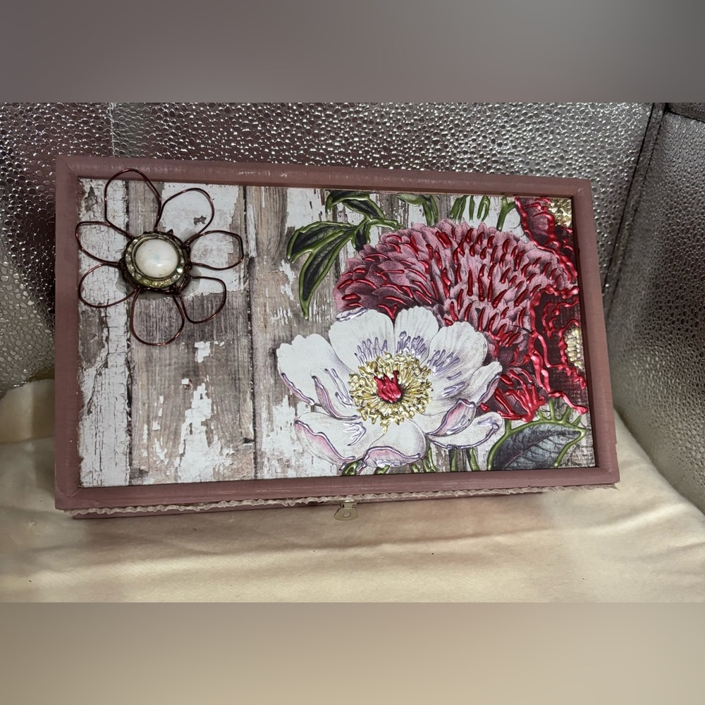 Beautiful Decorative Hand Made Wooden, Hinged Jewelry Box W/ Mirror/2 Trays